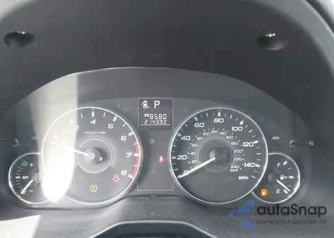 2011 Subaru Legacy 2.5I z USA, uszkodzony, nr VIN 4S3BMBA69B3212764